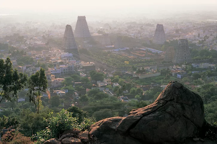 dv679032-56a3bfe33df78cf7727f0300